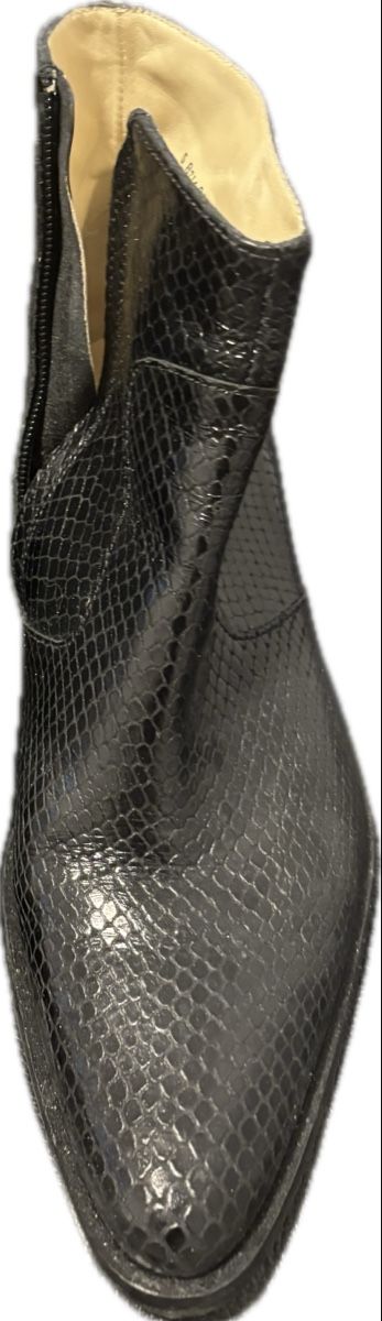 Scarpe da donna: Free Lance Black Leather Boots – Usato da Chur venduto da Cuteclothes7k