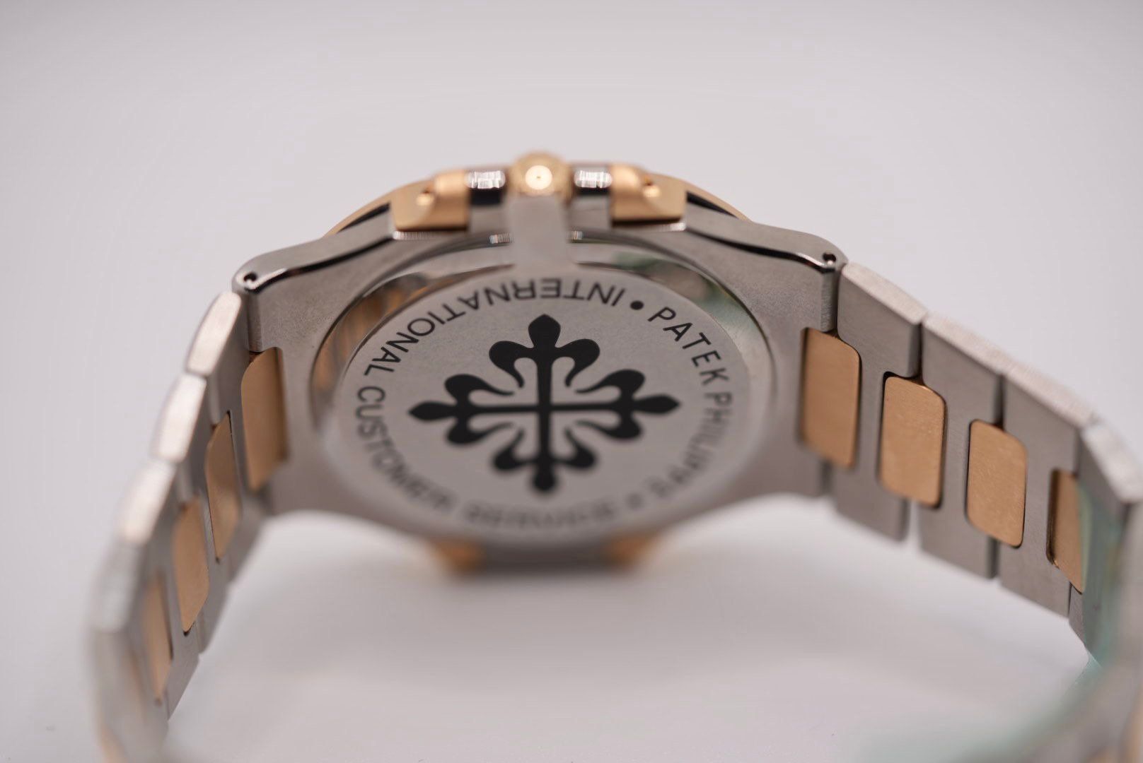 Patek Philippe Orologi: Patek Philippe Nautilus Jumbo Ref. 3700/1 Service Extract – Usato da Lugano venduto da Superstudiolugano 8