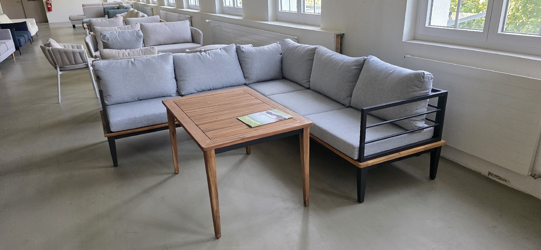 Divani: Gartenlounge ab Ausstellungs – Nuovo e nell'imballaggio originale da Lützelflüh-Goldb venduto da Rampenverkauf_72_ 1