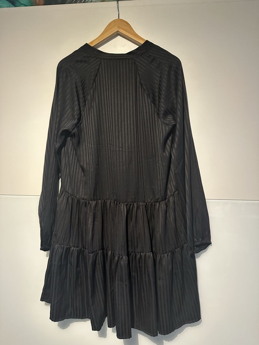Vila Vestiti: Kleid von Villa – Usato da Rheinfelden venduto da tvi_ghr7 1
