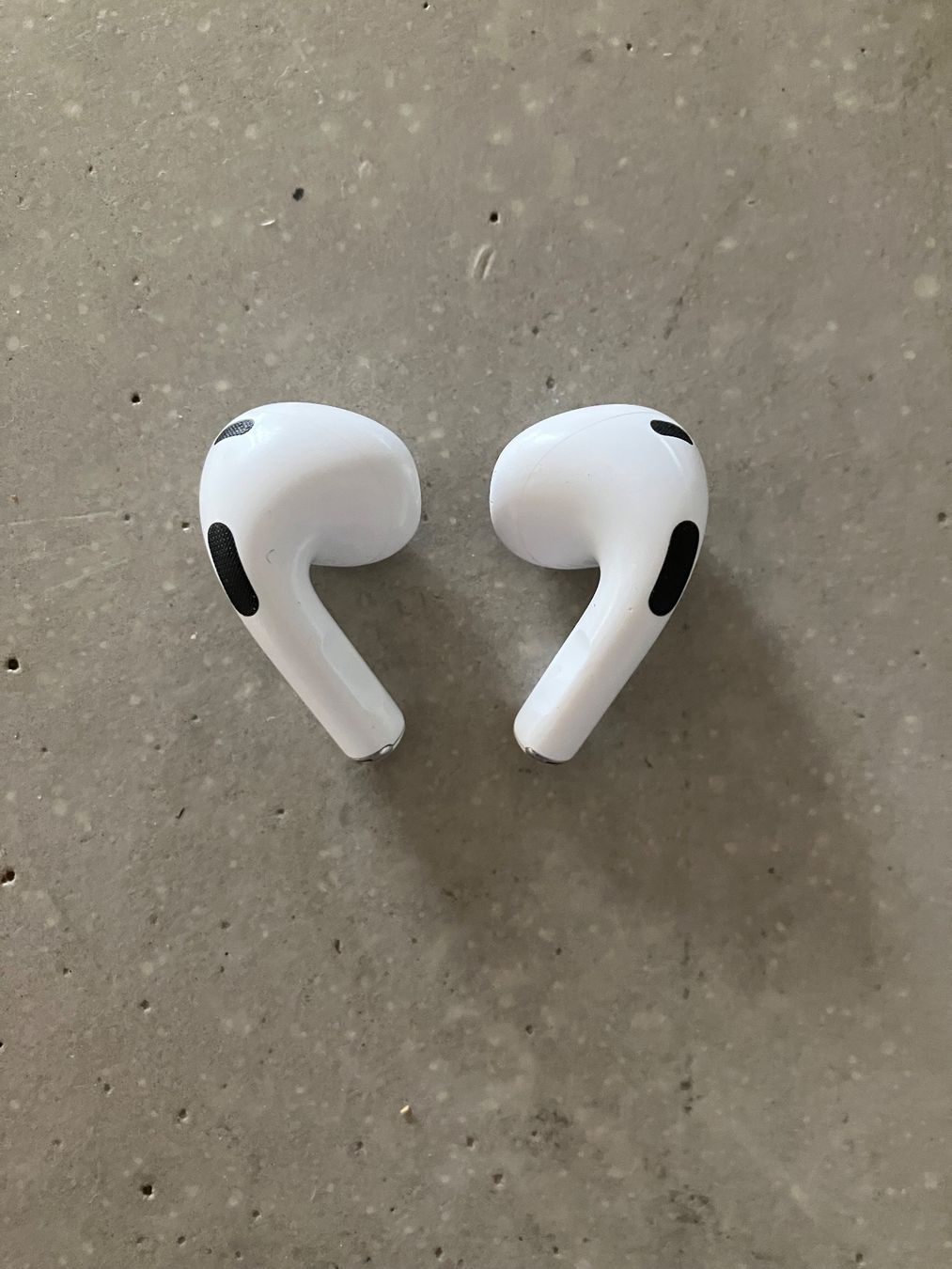 Apple Casques audio: Apple AirPods 3 – D'occasion à Lausanne par mr.v 4