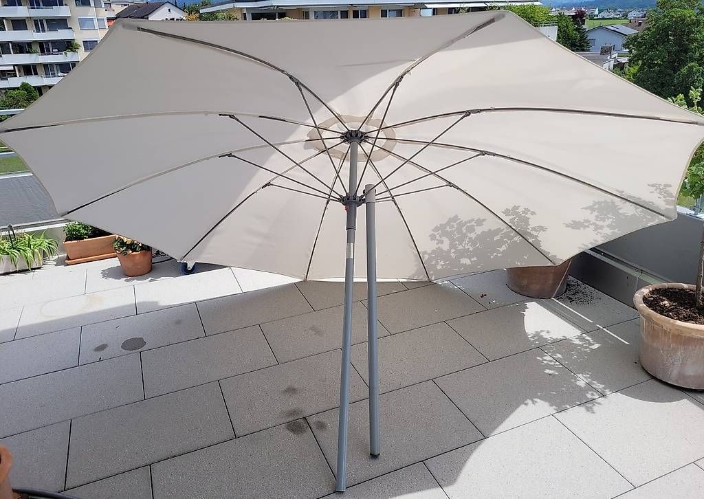 Parasols: Sonnenschirm 2.50m – D'occasion à Jona par PikePaul 1