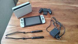 Nintendo Switch 1, weiss, gut erhalten
