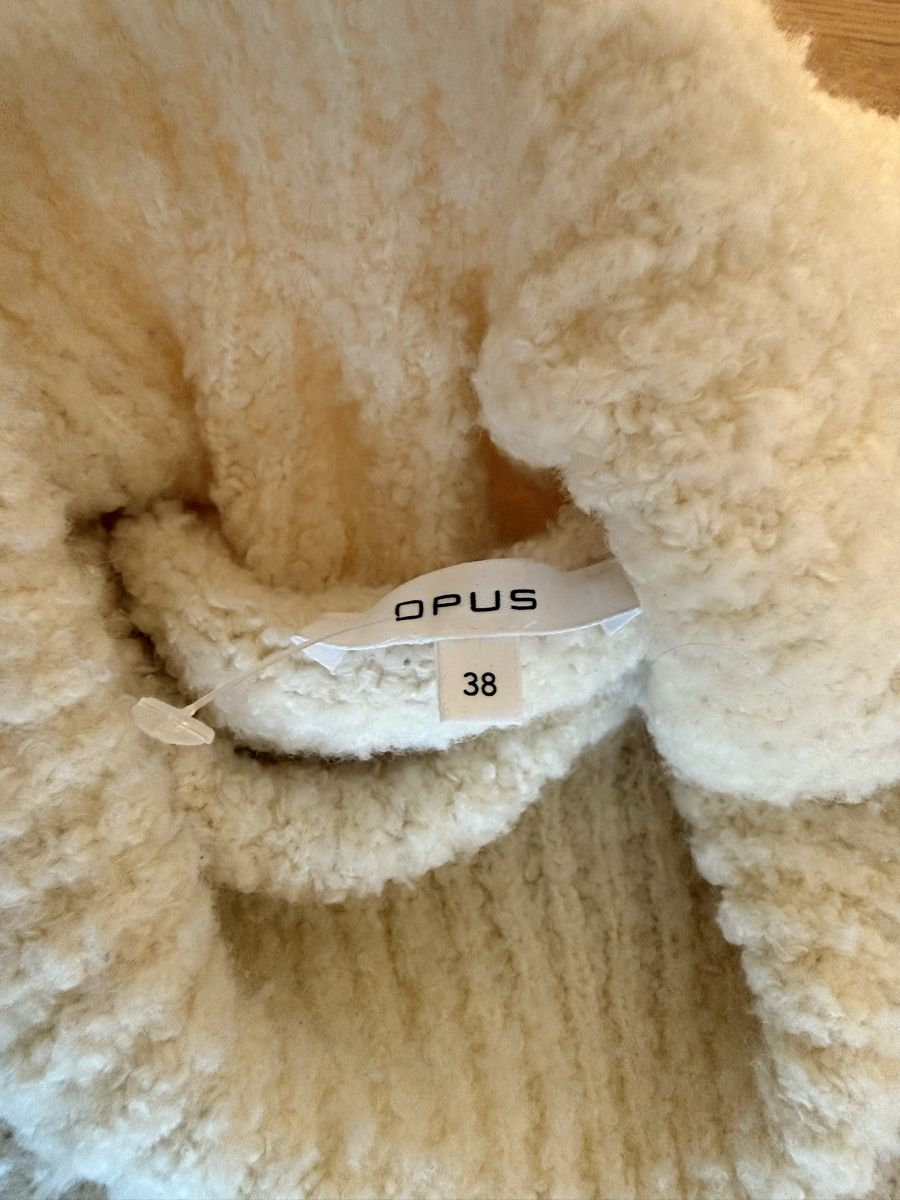 Opus Pulls & Sweat-shirts: OPUS Pullunder Palwasha creme weiss Winter Pullover Gr. 38 – D'occasion à Staad SG par Chirrari 3