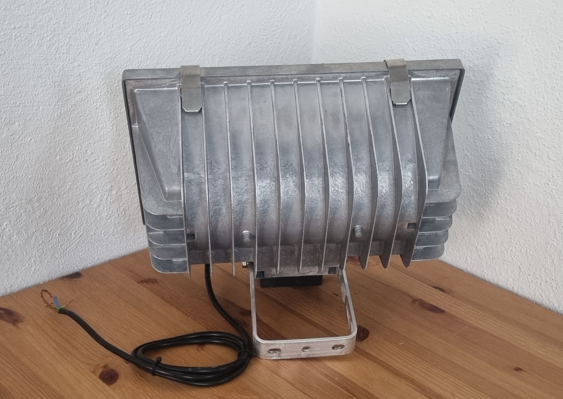 Lampade: Baustrahler Baustellenstrahler Halogen 1500 Watt Strahler – Nuovo (secondo la descrizione) da Affoltern am Albis venduto da thingsANDthings 5