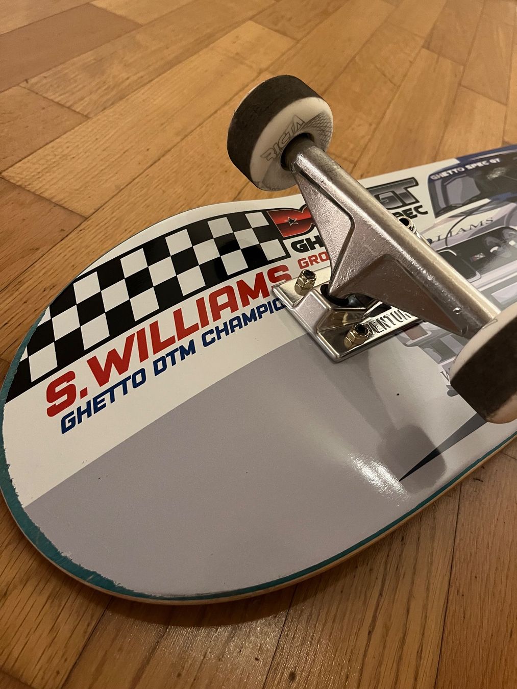 Skateboards: Skateboard komplett DGK, Venture, Ricta, Bones – Usato da Wetzikon ZH venduto da MW.S 3