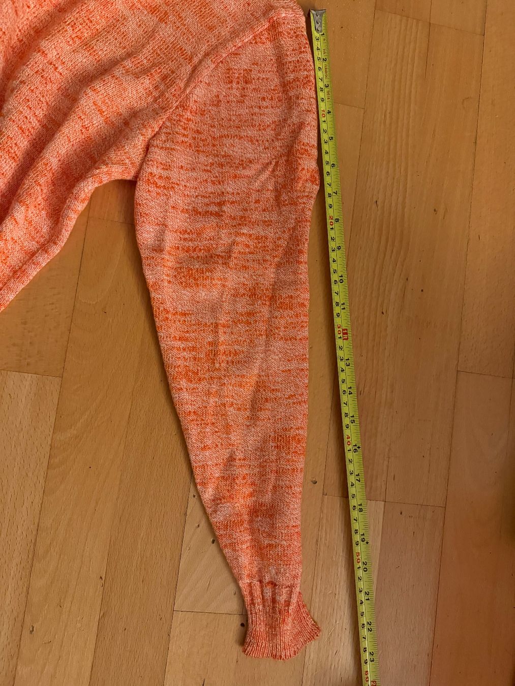 Versace Maglioni & Felpe: Vintage Versace Pullover orange weiss Gr. M oversized gut – Usato da kloten venduto da domireto 7