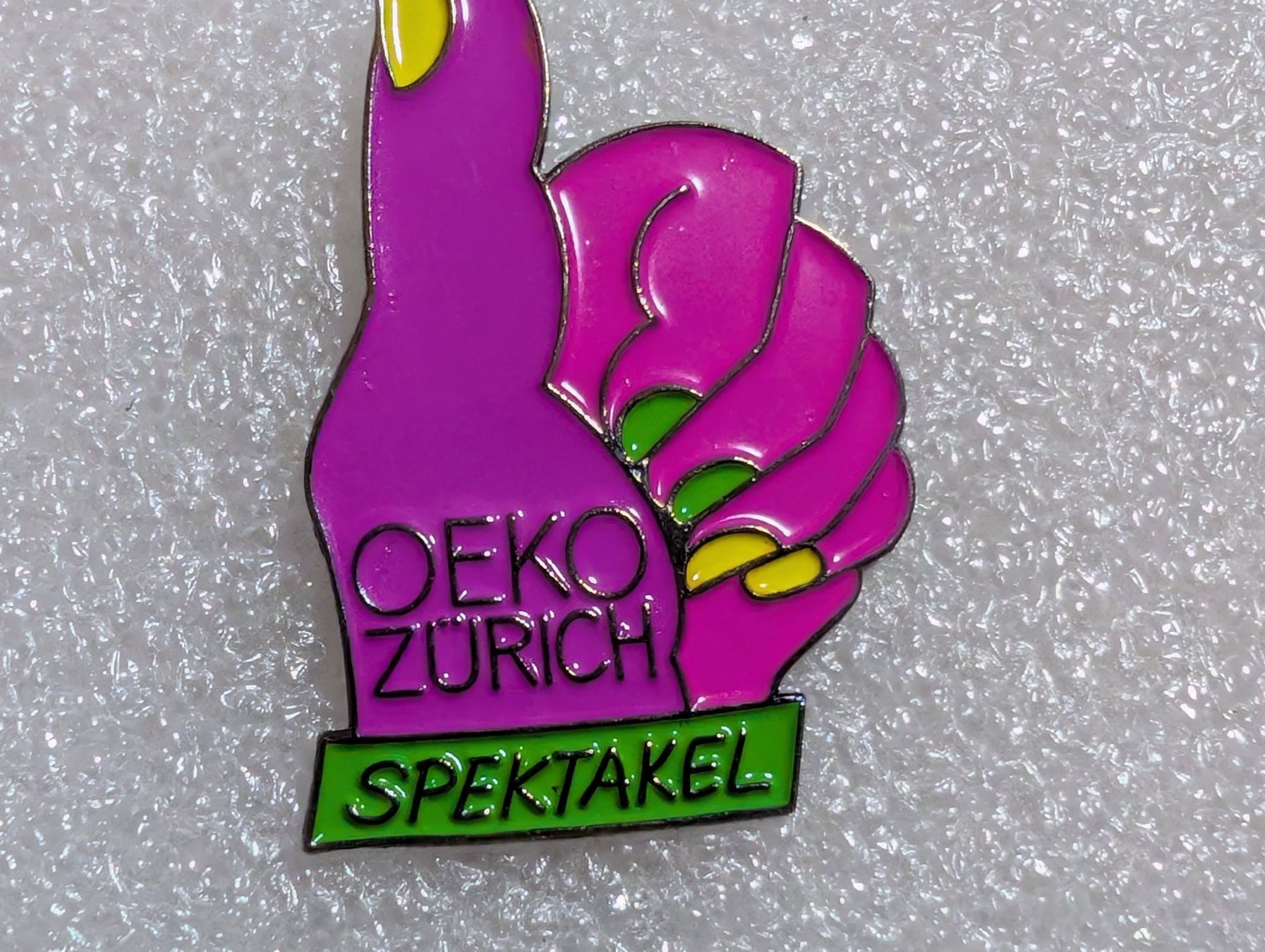 Plaketten & Abzeichen: Ansteckpin 252: Oeko Zürich – Gebraucht aus Oppligen von Pin-Fall-Shop