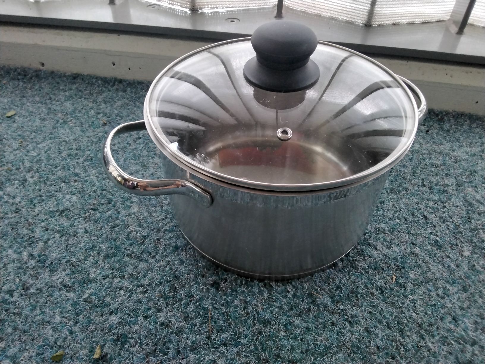 Padelle: 2 LITER PFANNE – Usato da Biel/Bienne venduto da dasi3 1