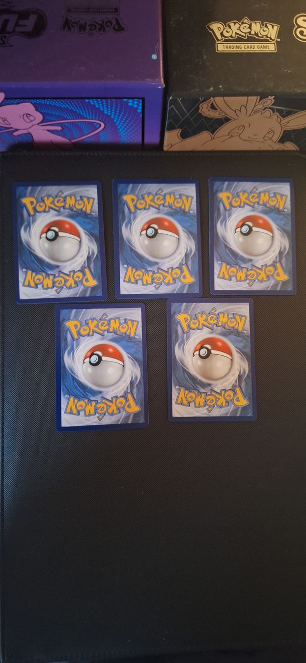 Cartoline: Pokemon Fusions Angriff Bundle – Nuovo (secondo la descrizione) da Riehen venduto da rah_rr6c 4