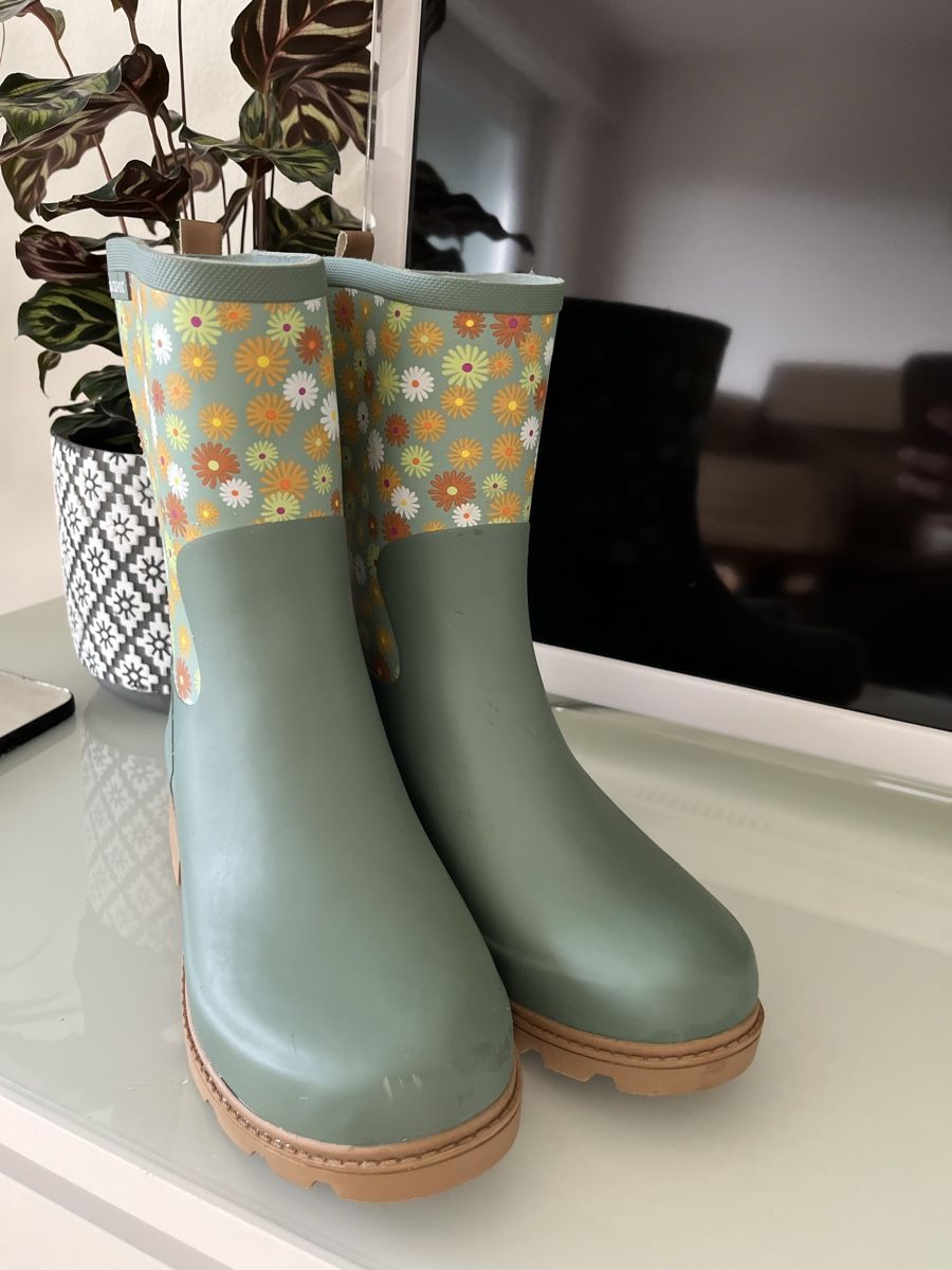 Scarpe da donna: Blackfox Gummistiefel grün Blumen Gr. 40 – Usato da Wohlen AG venduto da yev_q62x 1
