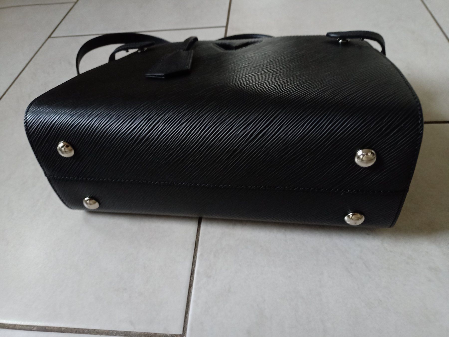 Louis Vuitton Borse da donna: Louis Vuitton TWIST Tote – Nuovo (secondo la descrizione) da Schinznach-Dorf venduto da Cobra30 2
