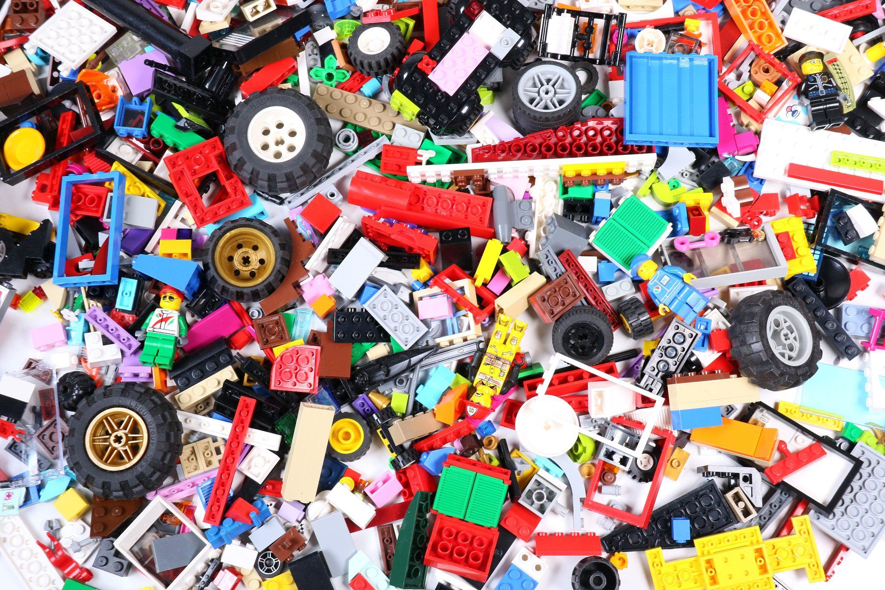 Lego Baukästen: 1.5 kg. Legoteile mit Minifiguren – Gebraucht aus Hettlingen von Scholi99 1