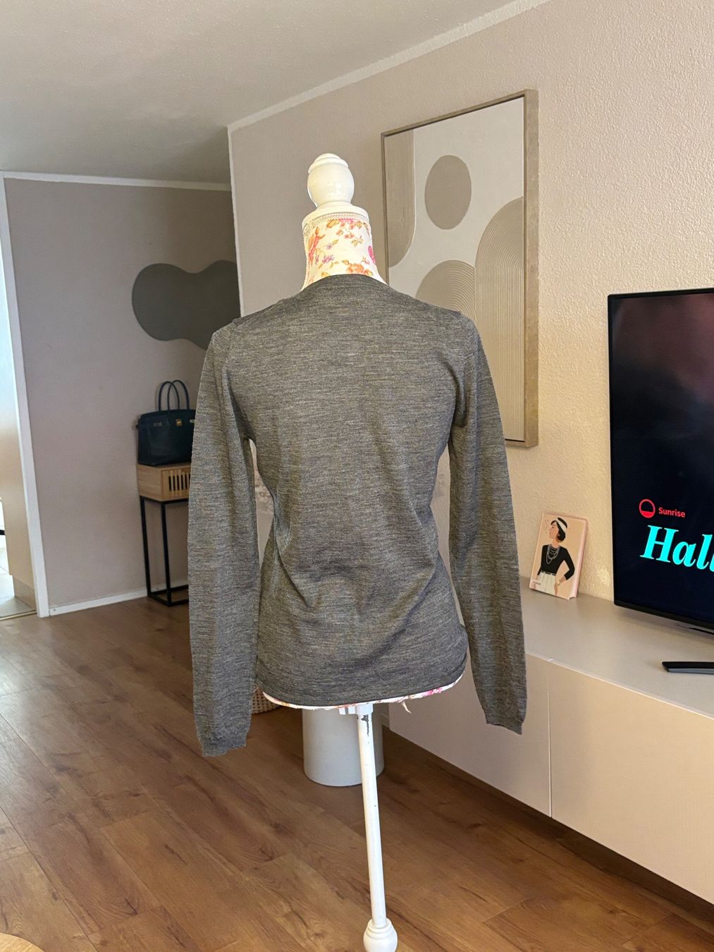 Massimo Dutti Jacken: Massimo Dutti Strickjacke Wolle/Cashmere – Gebraucht aus St. Margrethen SG von dijanaO 2
