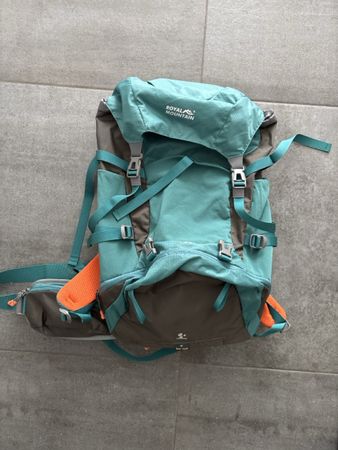 Wanderrucksack Royal Mountain grün grau guter Zustand
