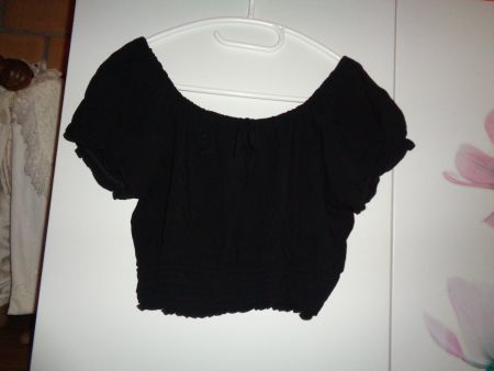 *** Carmen Top *** / schwarz / Chicoree ab 1.00