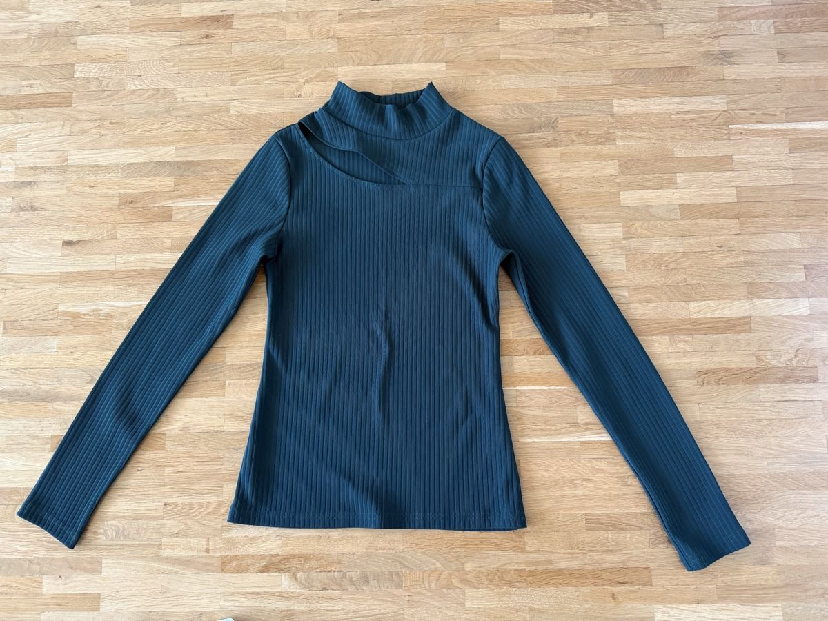 Lotti di vestiti: 3 Damen Oberteile  – Usato da Zürich venduto da Sven1968 1