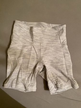 Lululemon Sport Shorts, Damen, Grösse 2