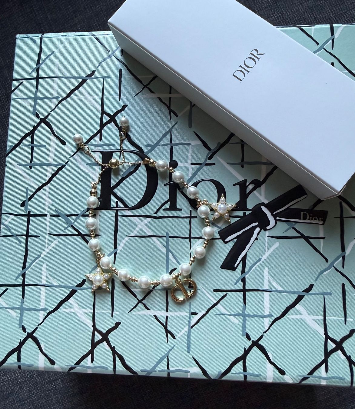 Dior Bracciali & Braccialetti: Dior Beauty Bracelet – Nuovo e nell'imballaggio originale da Luzern venduto da sas_r89l