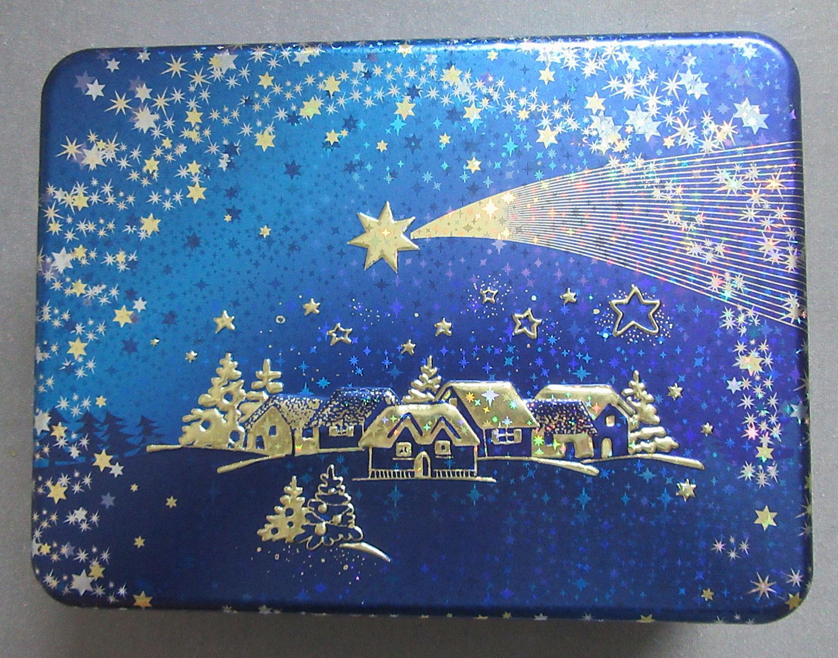 Sonstige Dekorationen & Accessoires: Blechdose mit Weihnachtsmotiv - Guetzlidose – Gebraucht aus Auenstein von Padabimbim 1