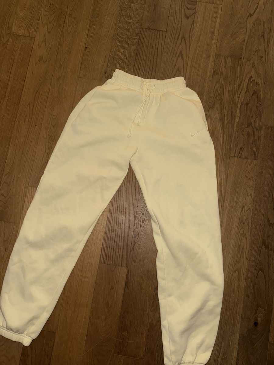 Nike Pantalons: Nike jogginghose – Neuf (Voir description) à Ramsen par sam_9l6l