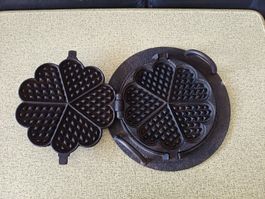Gusseisen Waffeleisen Herzform Ø ca. 22cm vintage Zubehör