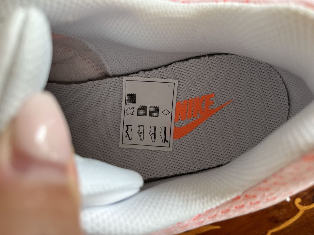 Nike Chaussures femmes: Nike Air Max Commande,Taille 42, neuve! – Neuf avec emballage d'origine à Ballens par Annushka26 9