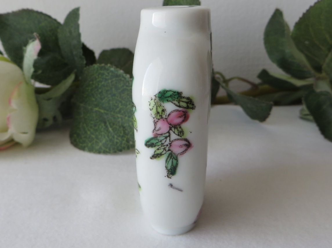 Flaconi: SIGNIERTE CHINESISCHE SNUFF BOTTLE, HANDBEMALT – Usato da Neuhausen am Rheinfall venduto da Arielle55 5