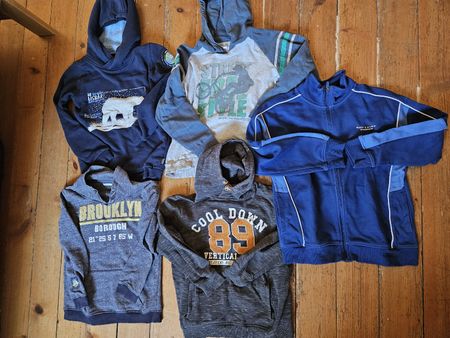 5 Pullover/Hoodies Gr. 134/140 🍂