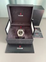 Tudor Black Bay Pro