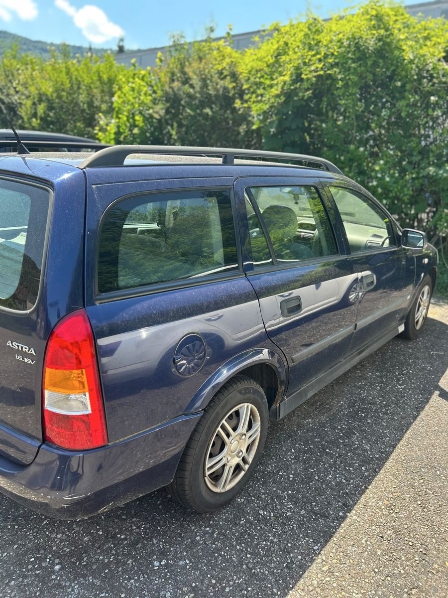 Opel Autos: OPEL Astra G16 Cvan – D'occasion à Riedholz par Jamie.02 3