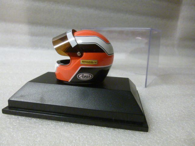 Minichamps Kits de montage: Johnny Herbert - 1995 Mini Helmet F1 – D'occasion à Pambio Noranco par TREBORLOP 3