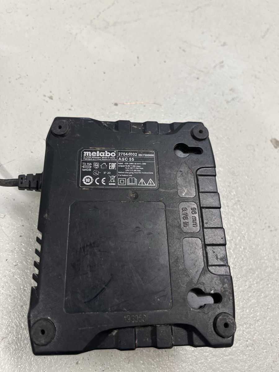 Metabo Akkus & Batterien: Metabo ASC 55 Ladegerät Air Cooled LiHD 12V-36V – Defekt aus Würenlos von jam_mv8g 3