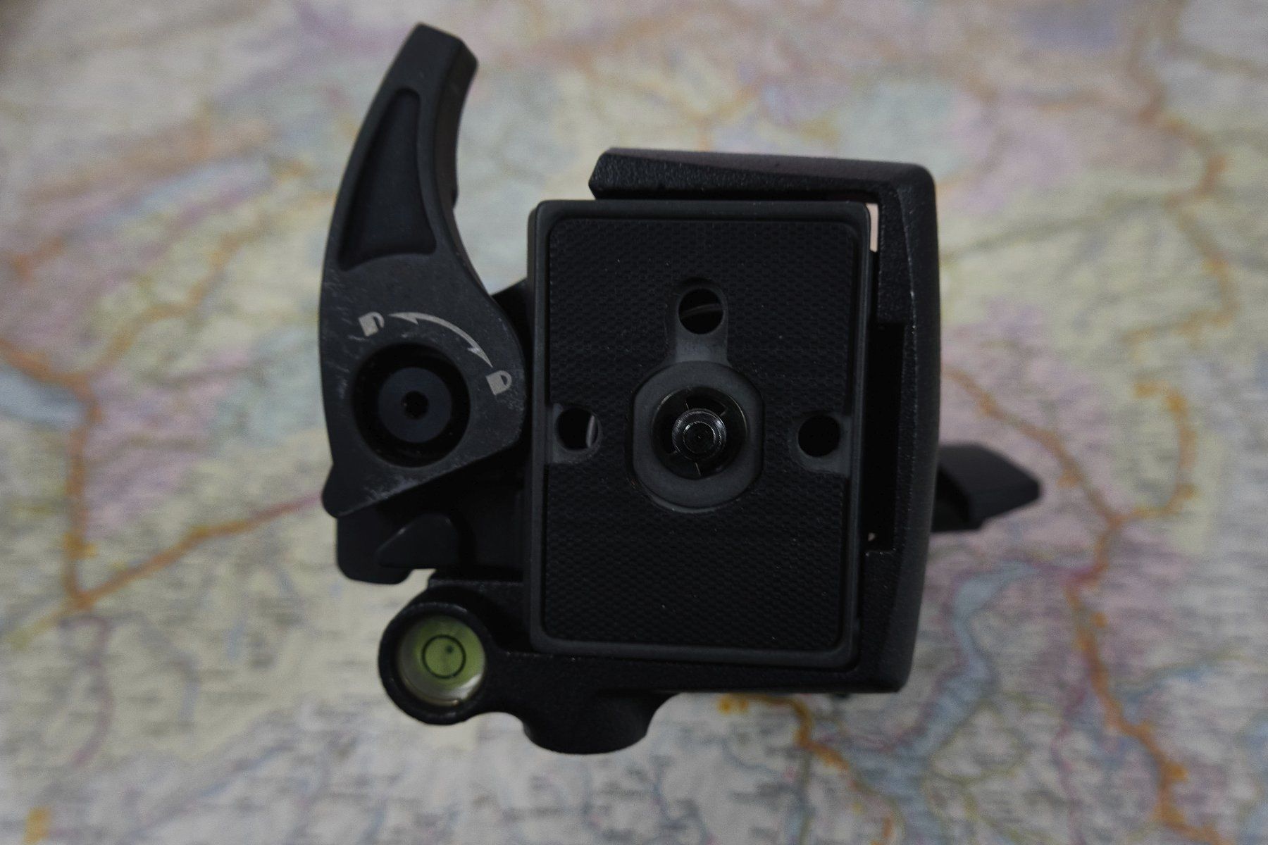 Manfrotto Treppiedi & Teste: Manfrotto MH055M0-Q2 Stativkopf – Usato da Ipsach venduto da NormanR 3