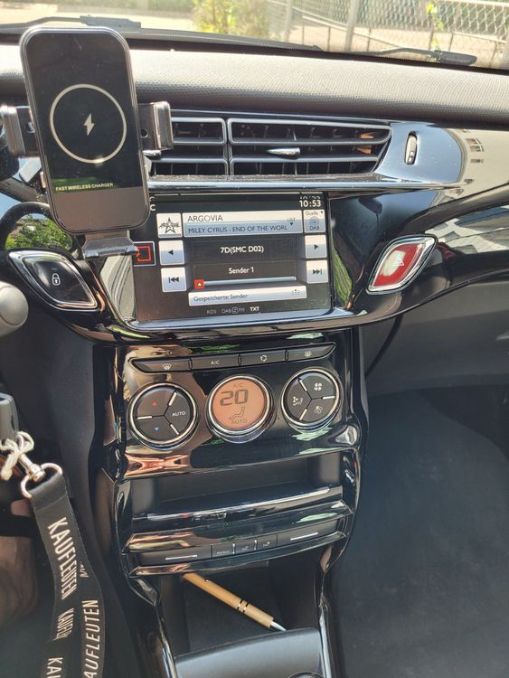 Citroën Automobili: 2016 Citroën c3 1.2 e-vti 82 exclusive, automat, MFK – Usato da Zürich venduto da stupsi777 7