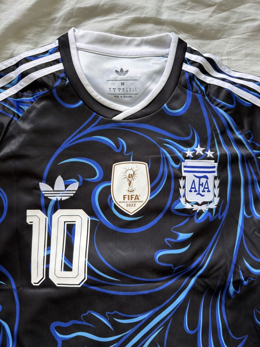 Adidas Maillots de corps & Pantalons: ARGENTINIEN TRIKOT MESSI – Neuf avec emballage d'origine à Biberist par Eliasm_18 1