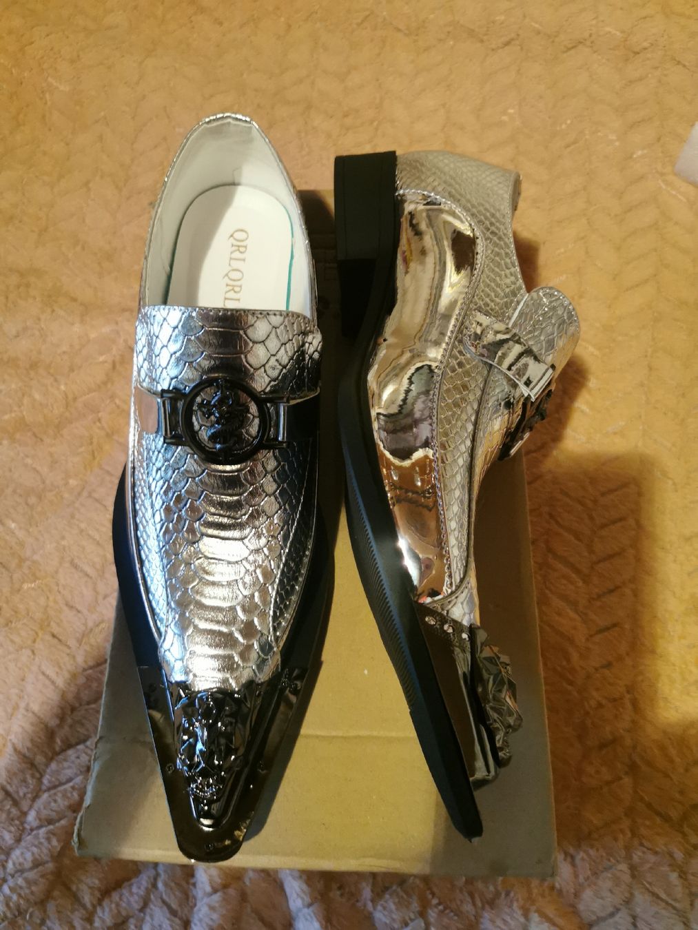 Scarpe da uomo: Party Schuhe Silberfarben gr. 40 – Nuovo e nell'imballaggio originale da Mellingen venduto da fra_g7y8 4