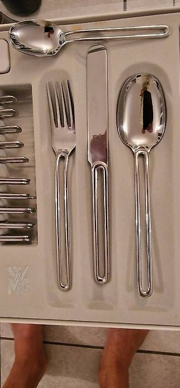 Set di posate: Besteck Studioline 2000, kaum gebraucht – Usato da Pfeffingen venduto da rov_9frp 2