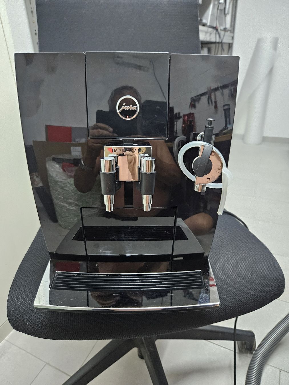 Jura Macchine per caffè & Macchine per espresso: jura kaffemaschine – Usato da Berg TG venduto da minus1