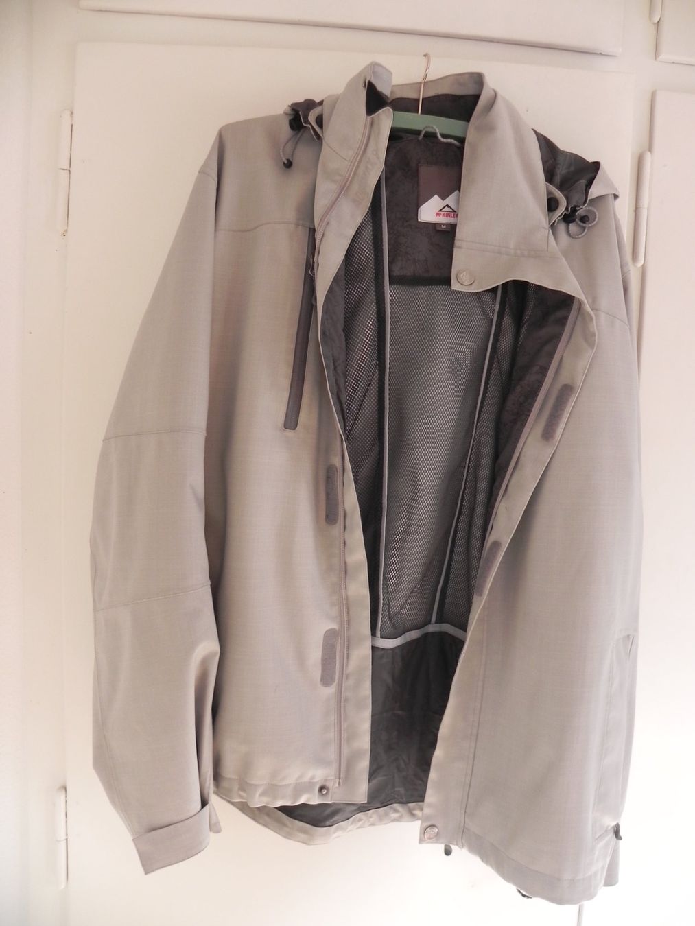 Mckinley Giacche: Regenjacke Windjacke Wanderjacke – Usato da Winterthur venduto da Retan0