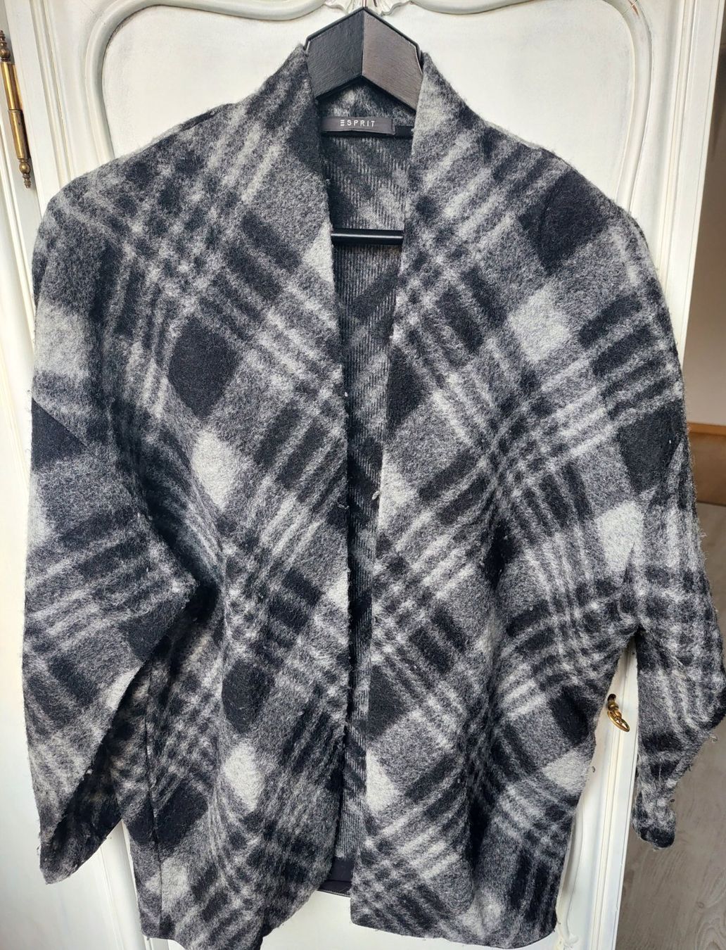 Esprit Giacche: Jacke ohne Verschluss #Esprit #40/42 – Nuovo (secondo la descrizione) da Stettlen venduto da Dolores1987