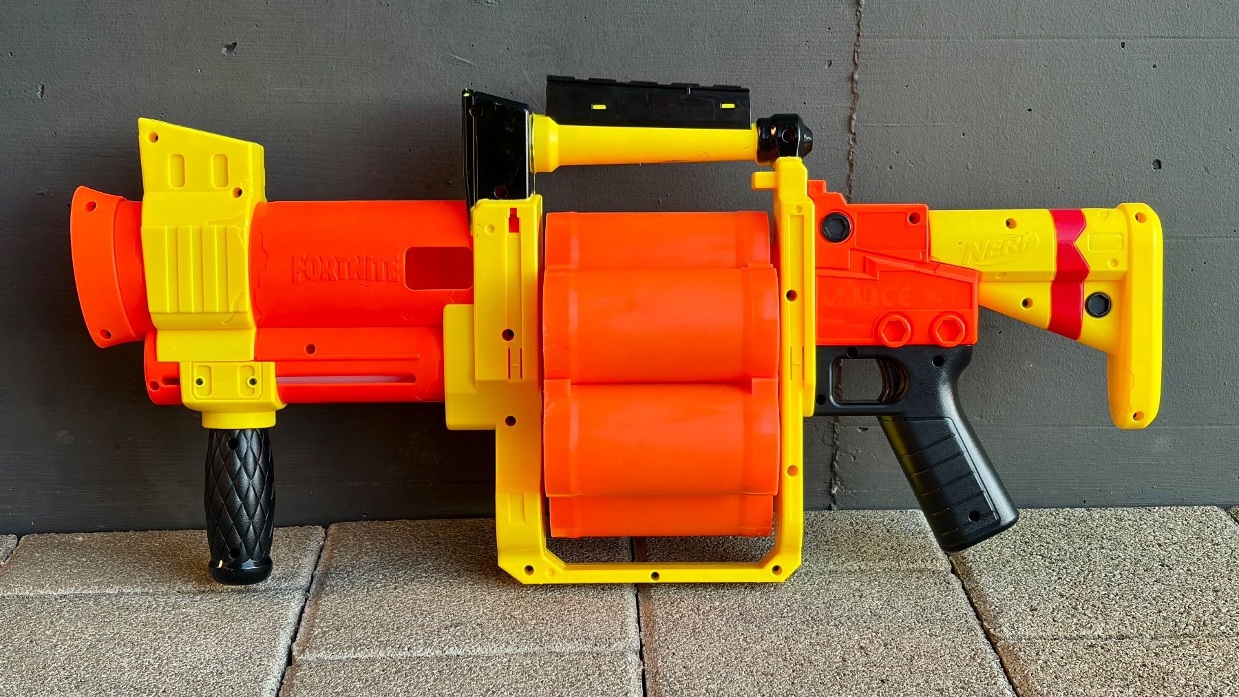 Nerf Giocattoli: Nerf Fortnite GL Blaster Grenade Launcher – Usato da Arni AG venduto da CLIMBIM