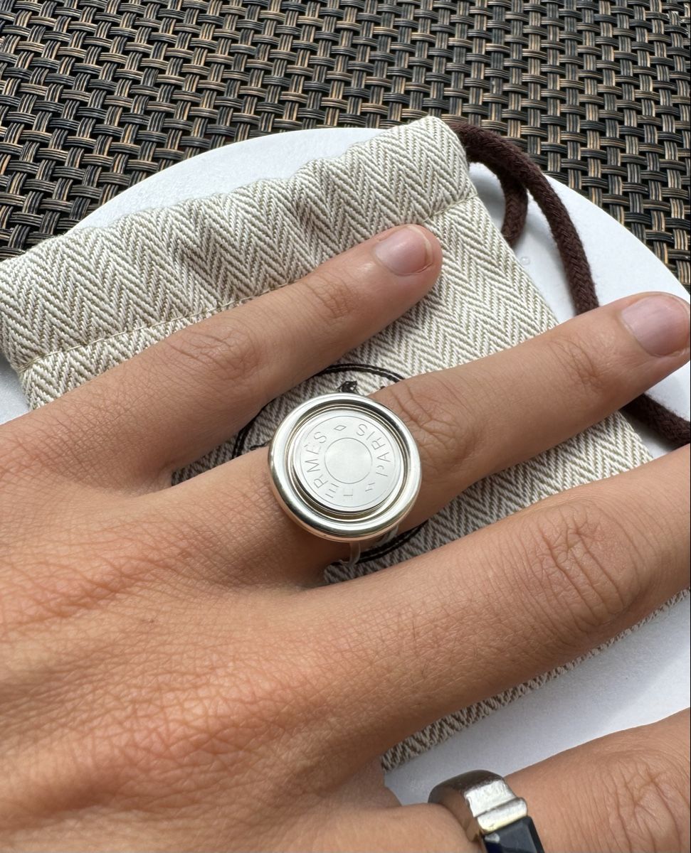 Hermès Anelli: Bague Clou de Selle Hermès acier - argent massif – Nuovo (secondo la descrizione) da Neuchatel venduto da mar_9blm 6