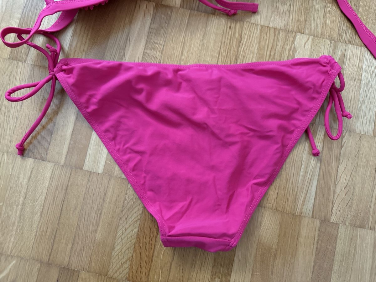 Altra biancheria intima: Bikini pink 75 B & Badehose Gr. M - Raffung Bänder – Usato da Jona venduto da Good_luck_ 7
