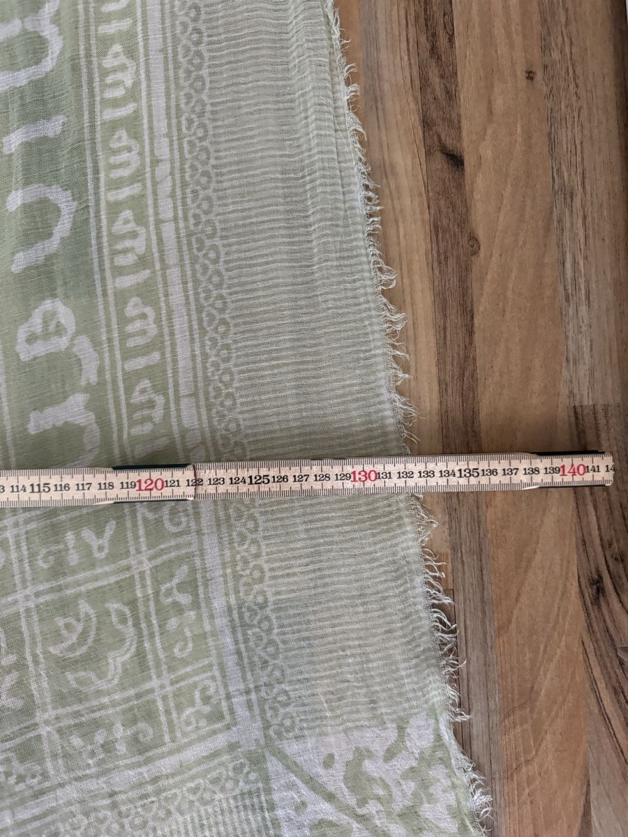 Hemisphere Foulard & Sciarpe: Hemisphere Schal – Usato da Buchs AG venduto da MiWeFe17 4