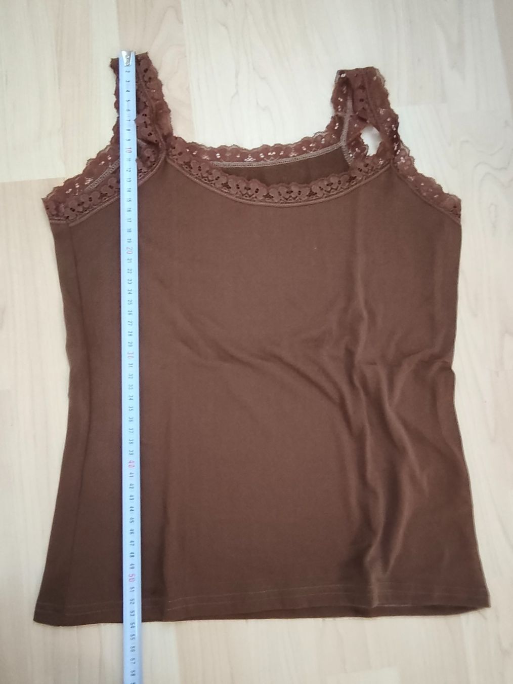 Tops: Unterhemd / Top braun mit Spitze Grösse M – Neu (gemäss Beschreibung) aus Eschenbach LU von Orchi