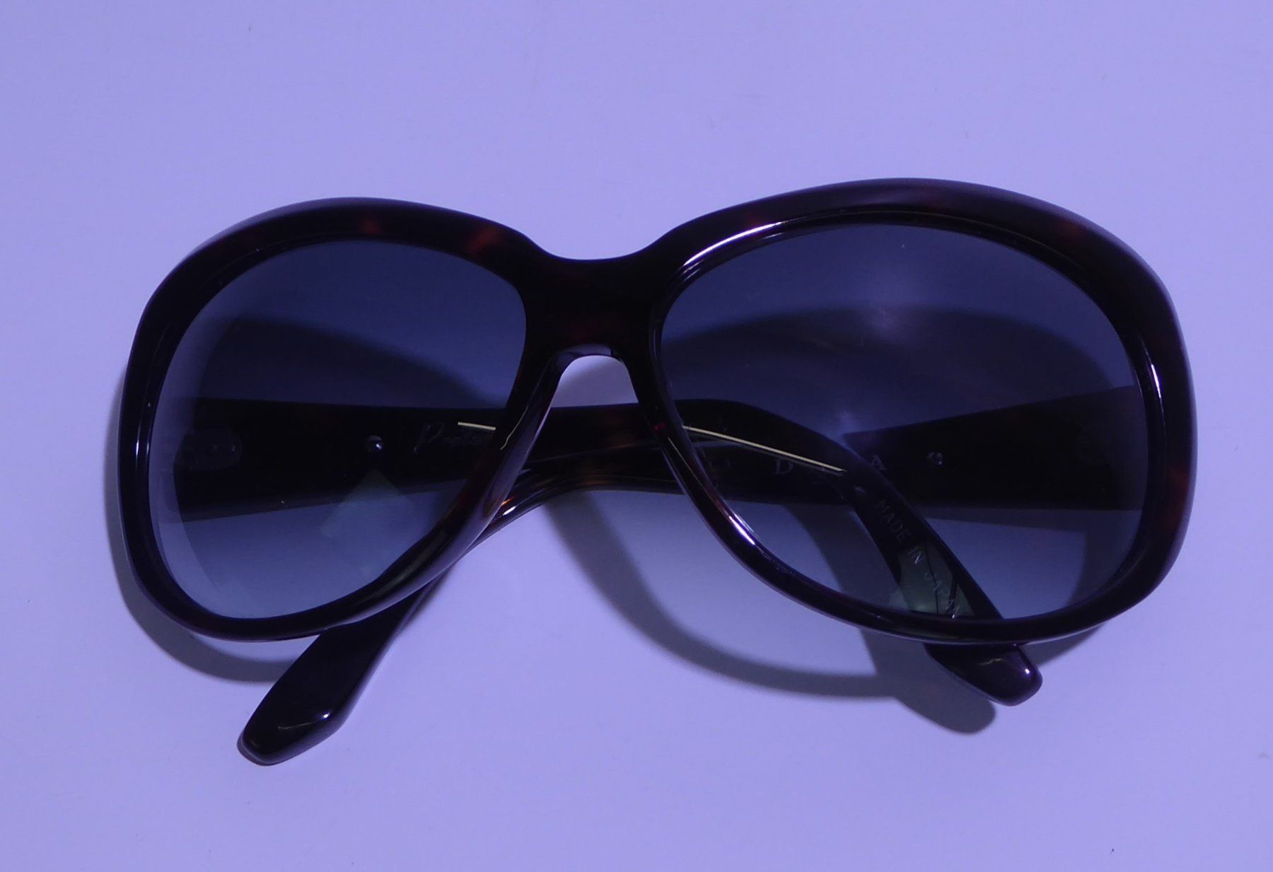 Occhiali & Lenti: Dita Pretender Sonnenbrille +  Original Etui – Usato da Bern venduto da blaukreuz-brocki_BE