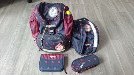 Ergobag Schulrucksack Set mit Zubehör dunkelblau gepunktet