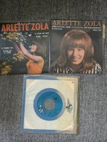 3xArlette Zola Singles
