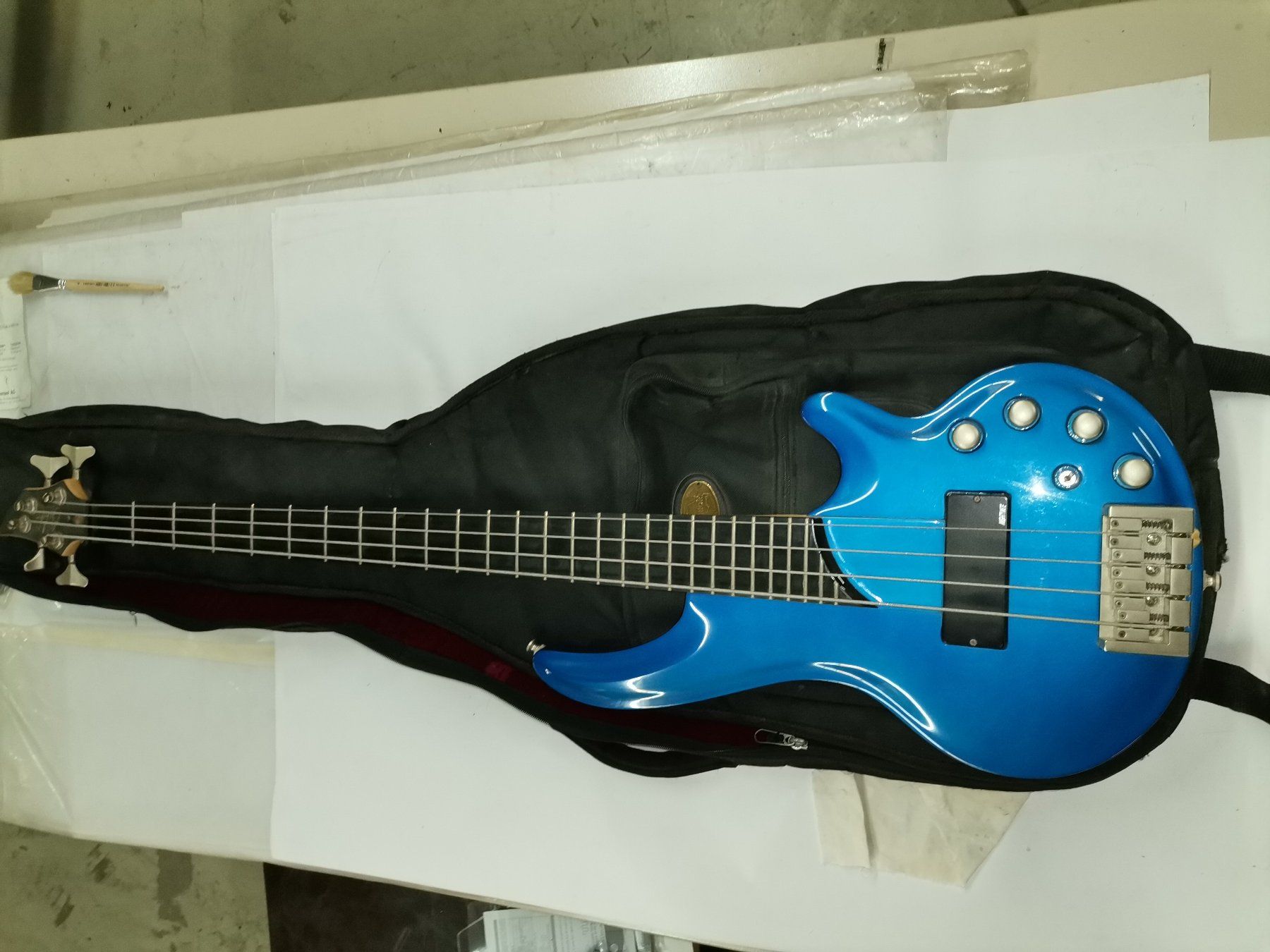 Cort Strumenti musicali: E-Bass 4 Saiten Cort Curbow – Nuovo (secondo la descrizione) da Kleindöttingen venduto da Katze99 1